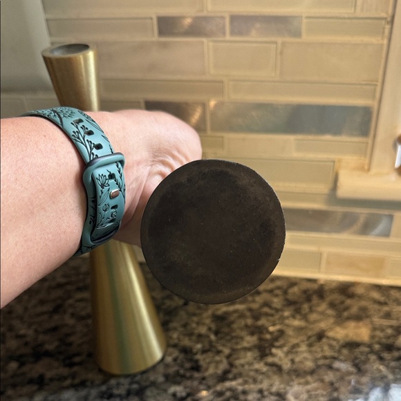 Beautiful Gold Taper Candle Holders - Picture 7 of 7